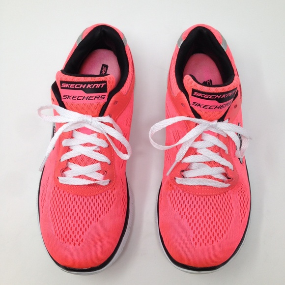 Skechers Skech Knit Memory Foam Women 8 Sneakers